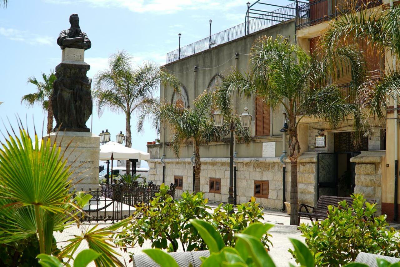 Palazzo Durante 2* Letojanni